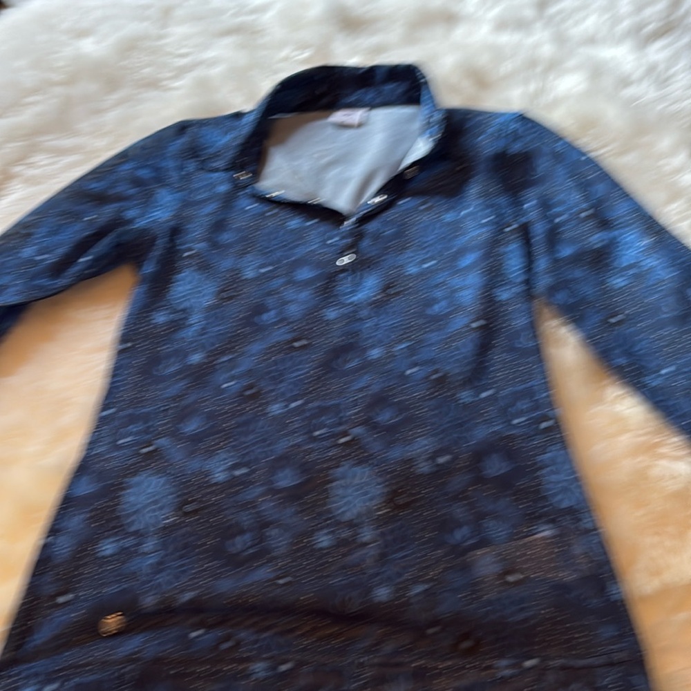 Daily Sports small mesh golf shirt NWOT